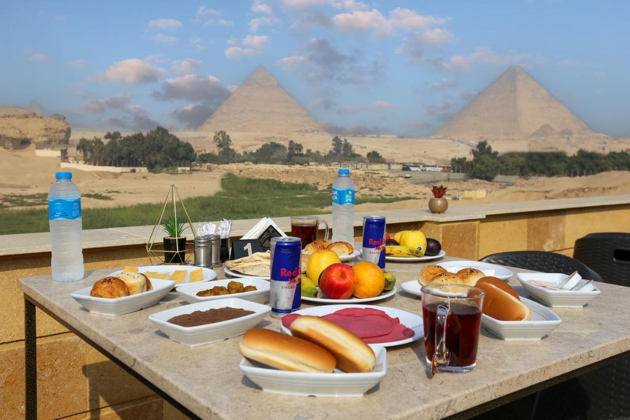Pyramids Land Palace Kafret el-Gabal Buitenkant foto
